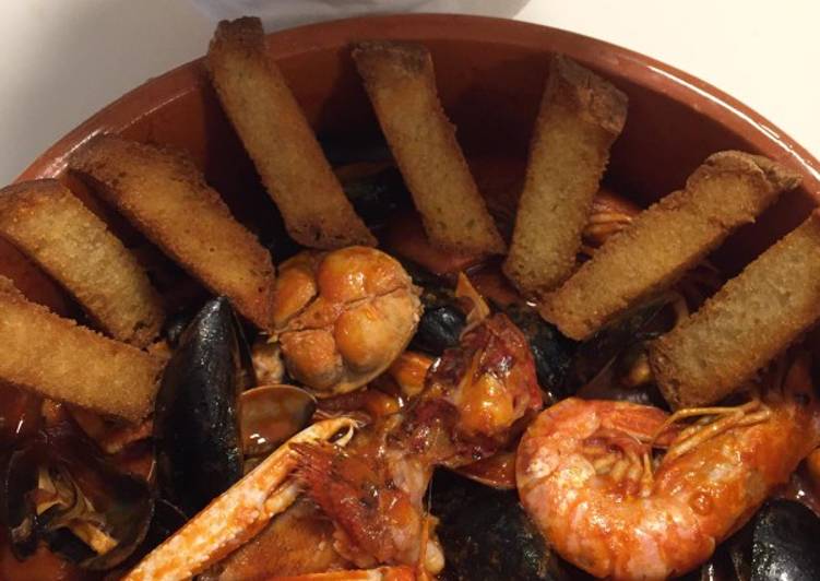 Zuppa di pesce cacciuccata