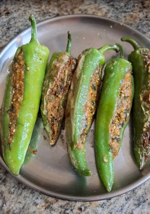 A picture of Stuffed bhavnagari chillies.