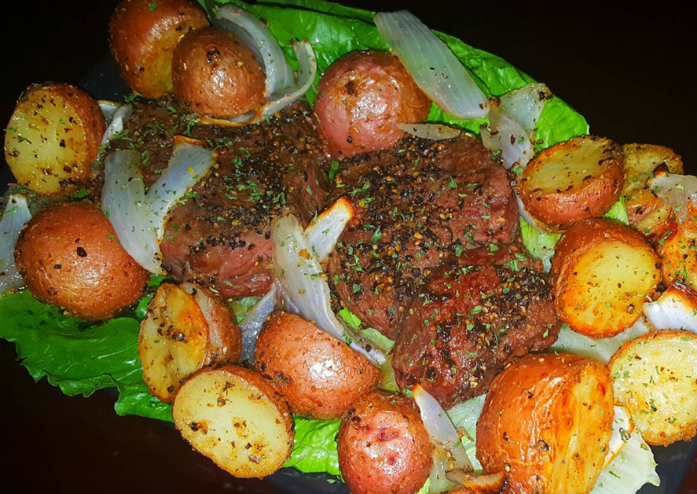 Mike's Black Pepper Bison & Garlic Russets On Sea Salt Bricks