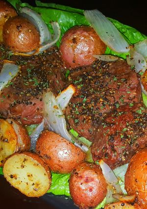 A picture of Mike's Black Pepper Bison & Garlic Russets On Sea Salt Bricks.
