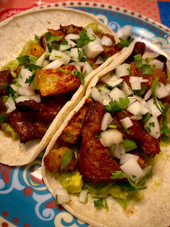 Una foto de Tacos al pastor caseros (sin trompo)