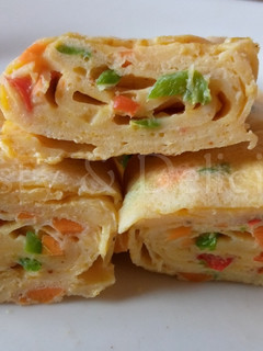 A picture of Omelette Egg Roll.