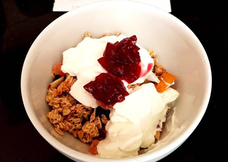 Recipe: Yummy My Granola wth dried Papaya coconut, Mango also Greek yogurt. 😉