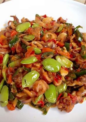 Foto resep Cumi Asin Masak Sambal Pete