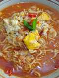 Mie instan kuah nyemek