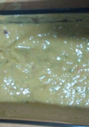 A picture of Guacamole with a twist.