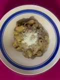 Macarrones con salsa de setas y soja