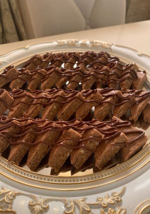 صورة لوصفة مثلثات السميد المحموس