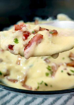 Una foto de Vichyssoise con bacon crujiente