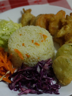 Foto de Tempura de frutas e vegetais