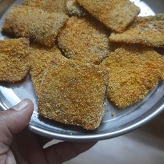 Large tuber elephant yam crispy slices A picture of Large tuber elephant yam crispy slices.