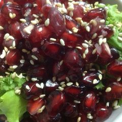 A picture of Pomegranate and Orange Salad.