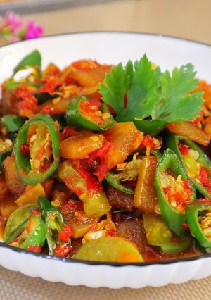 Foto resep OSENG KIKIL PEDAS MANIS CABAI HIJAU By.Uli's Kitchen