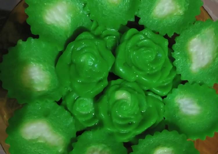 Cantik manis (talam pandan)