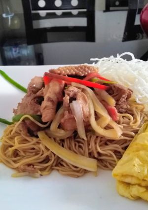 Una foto de Tallarines Sansi 👍🇵🇪