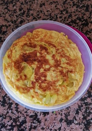 Una foto de Tortilla de calabacín 🥒🥒