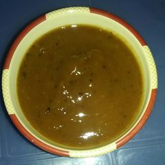 A picture of Plum and tamarind chutney.