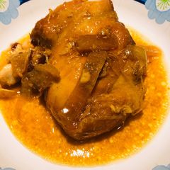 A picture of Crockpot Sweet and Spicy Chicken 🐔.
