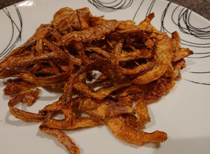 A picture of Crispy Potato Peels.
