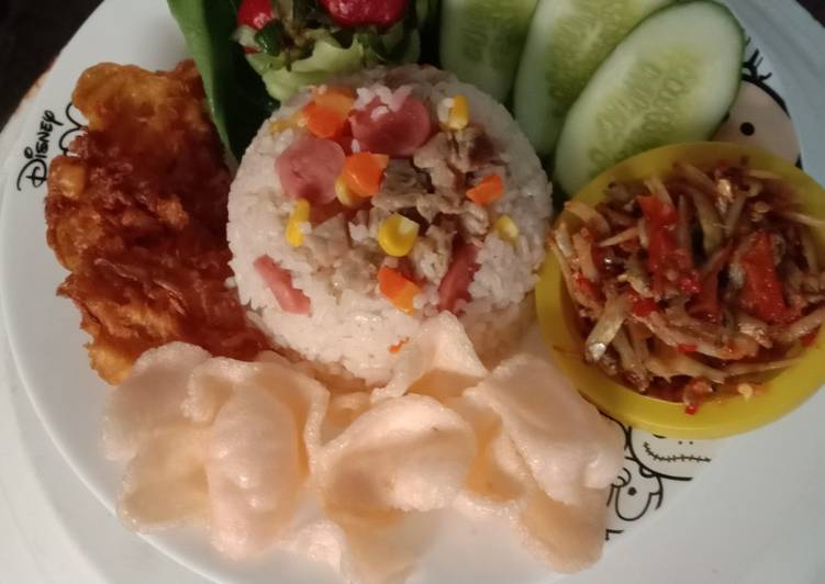 "Nasi tim ekonomis" lejat,endos dah😋😋😋😋🤭🤭👍👍👍🏼😘