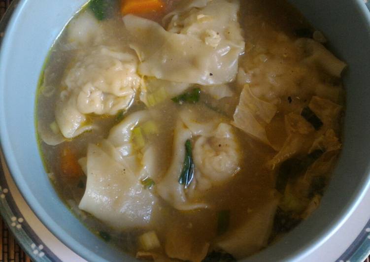 Sup wonton kembang tahu