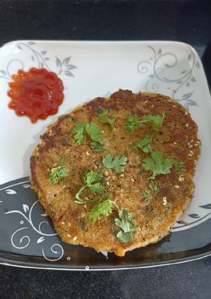 A picture of Veggie Rava Pancakes.