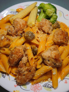 辣味南瓜雞肉筆尖麵 的食譜成品照片