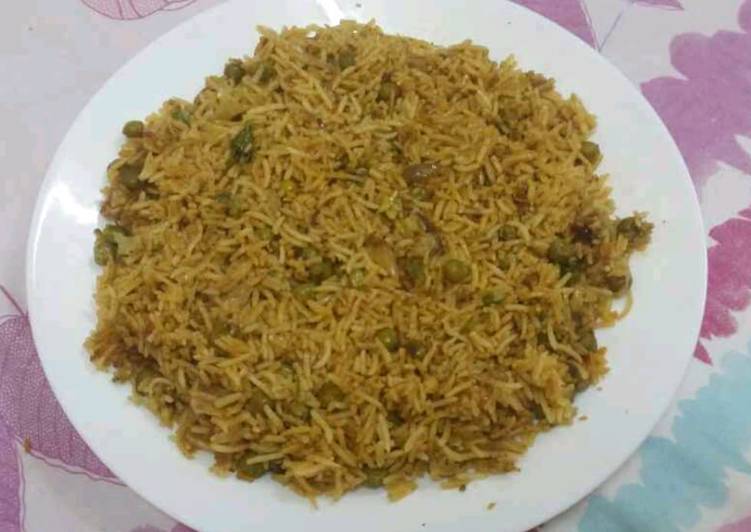 You Do Not Have To Be A Pro Chef To Start Tawa Cabbage Pulao