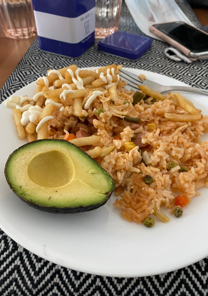Una foto de Arroz con pollo