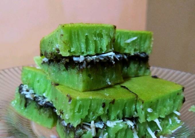 Cara bikin Martabak teflon simple, empuk, no telur Cara bikin Martabak teflon simple, empuk, no telur