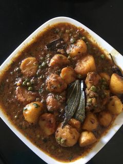 আলুর দম রেসিপির প্রধান ছবি