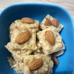 A picture of Malai barfi.