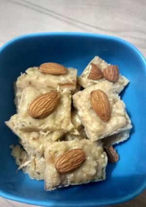 A picture of Malai barfi.