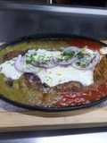 Milanesa de res gratinada con queso panela