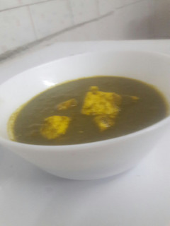 A picture of Palak Paneer.