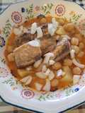 Garbanzos guisados con pescado azul