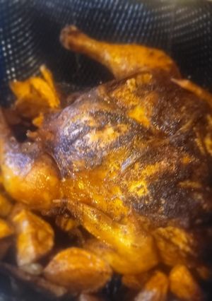 A picture of Whole Deep-Fried Chicken w/potatoes.