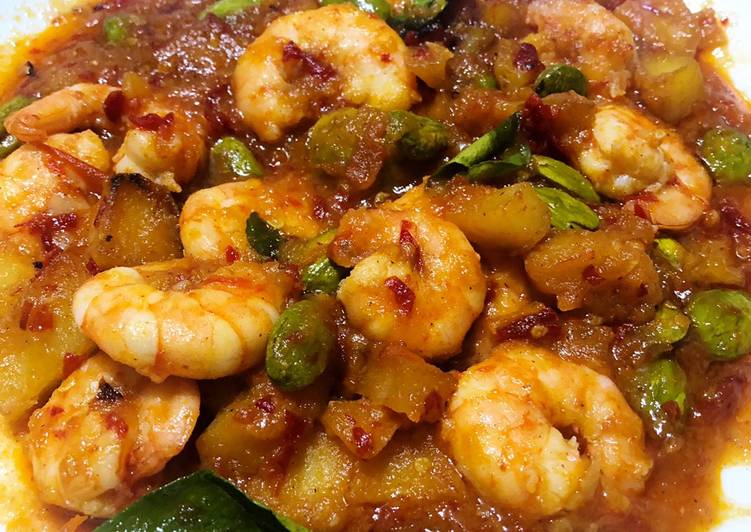 Bagaimana Membuat Balado udang pete yang Enak Banget