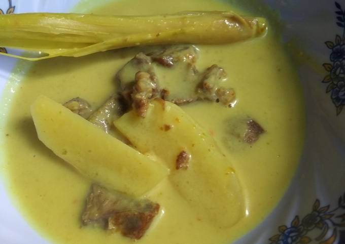 Daging Salai Masak Lemak Cili Api