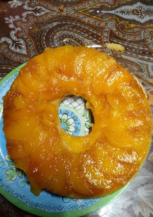 Una foto de Torta invertida de durazno 💞