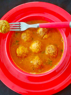 लौकी के कोफ्ते(lauki k kofte recepie in hindi) रेसिपी मुख्य फोटो