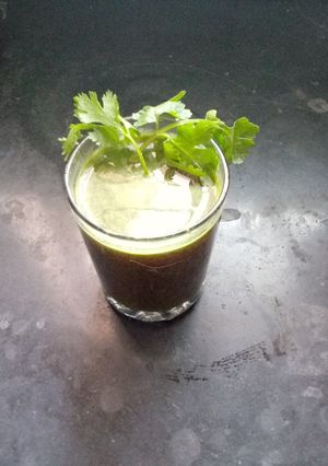 બીટ પાલક નુ શરબત (beetroot spinach juice recipe in Gujarati) રેસીપી મુખ્ય ફોટો