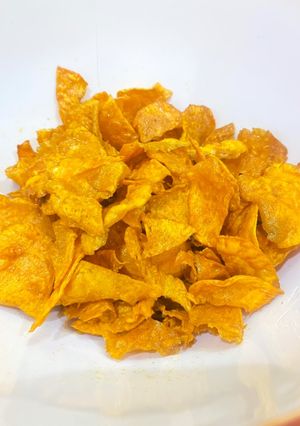 A picture of Orange sweet potato chips 🍠.