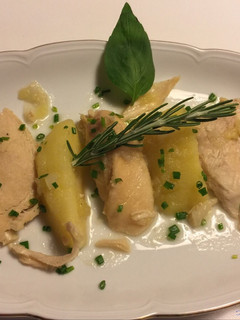 Una foto de Pechugas de pollo al appletiser y manzana