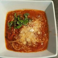 A picture of Spaghetti Bolognase Soup.