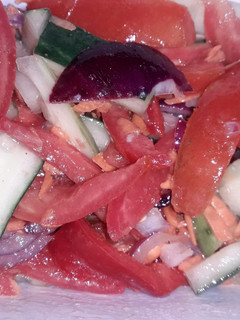 A picture of Tomato salad.