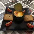 Bomba de calabacín relleno de verduras y pollo