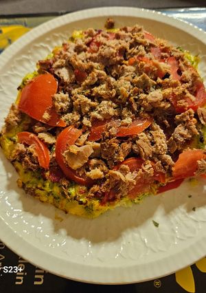 Une photo de Pizza avec du thon sans glucide257 kcal par