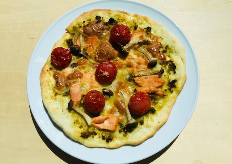 Recipe of Any-night-of-the-week Pizza Salmone☆
