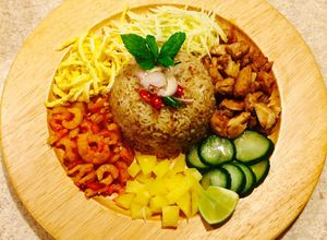 Hình của món Cơm chiên mắm ruốc !.